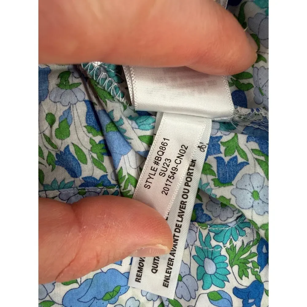 J. Crew Liberty Poppy and Daisy Smocked Button-Front Tank Top Size Medium - Picture 6 of 10
